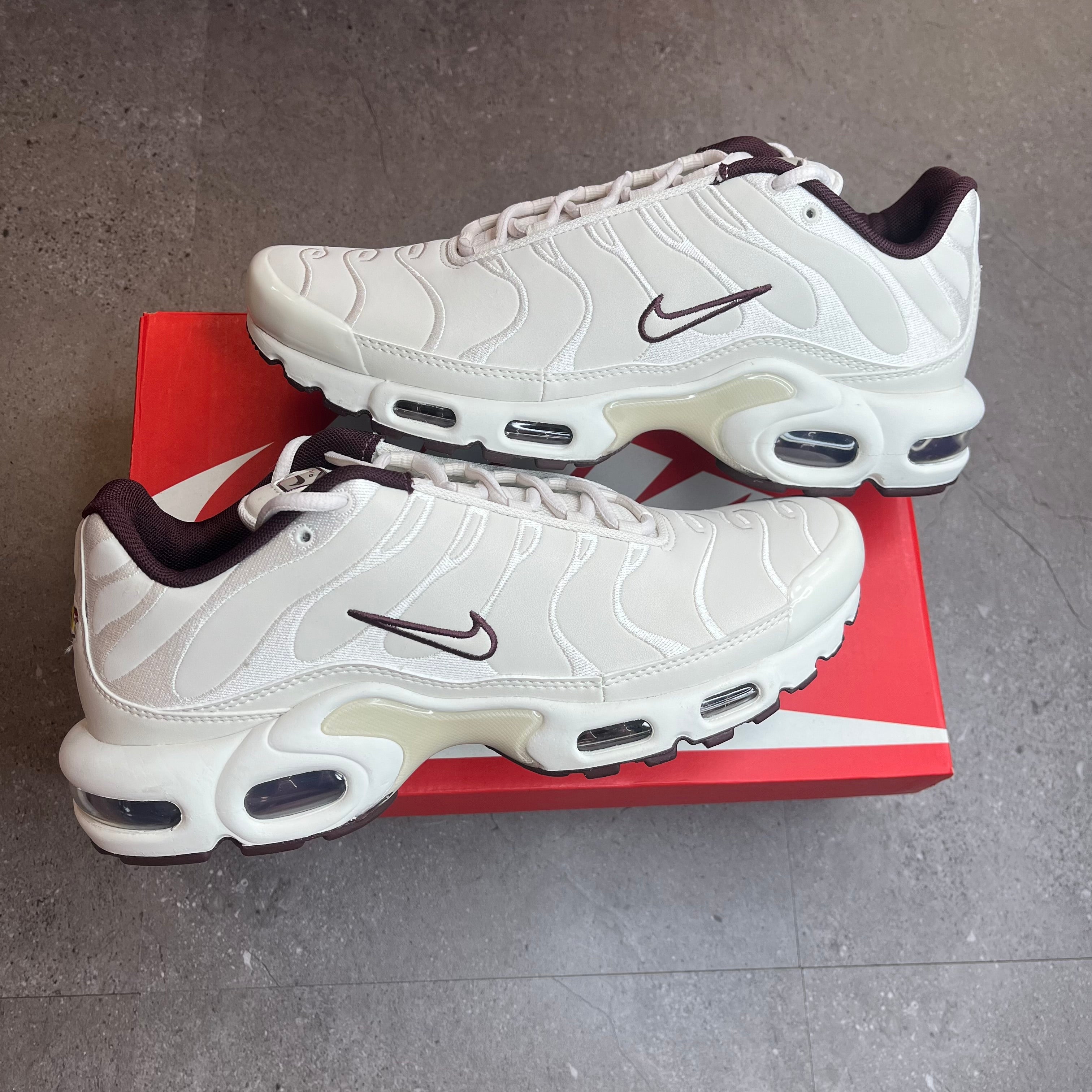 Nike Air Max Plus PRM ‘Phantom Light Bone’