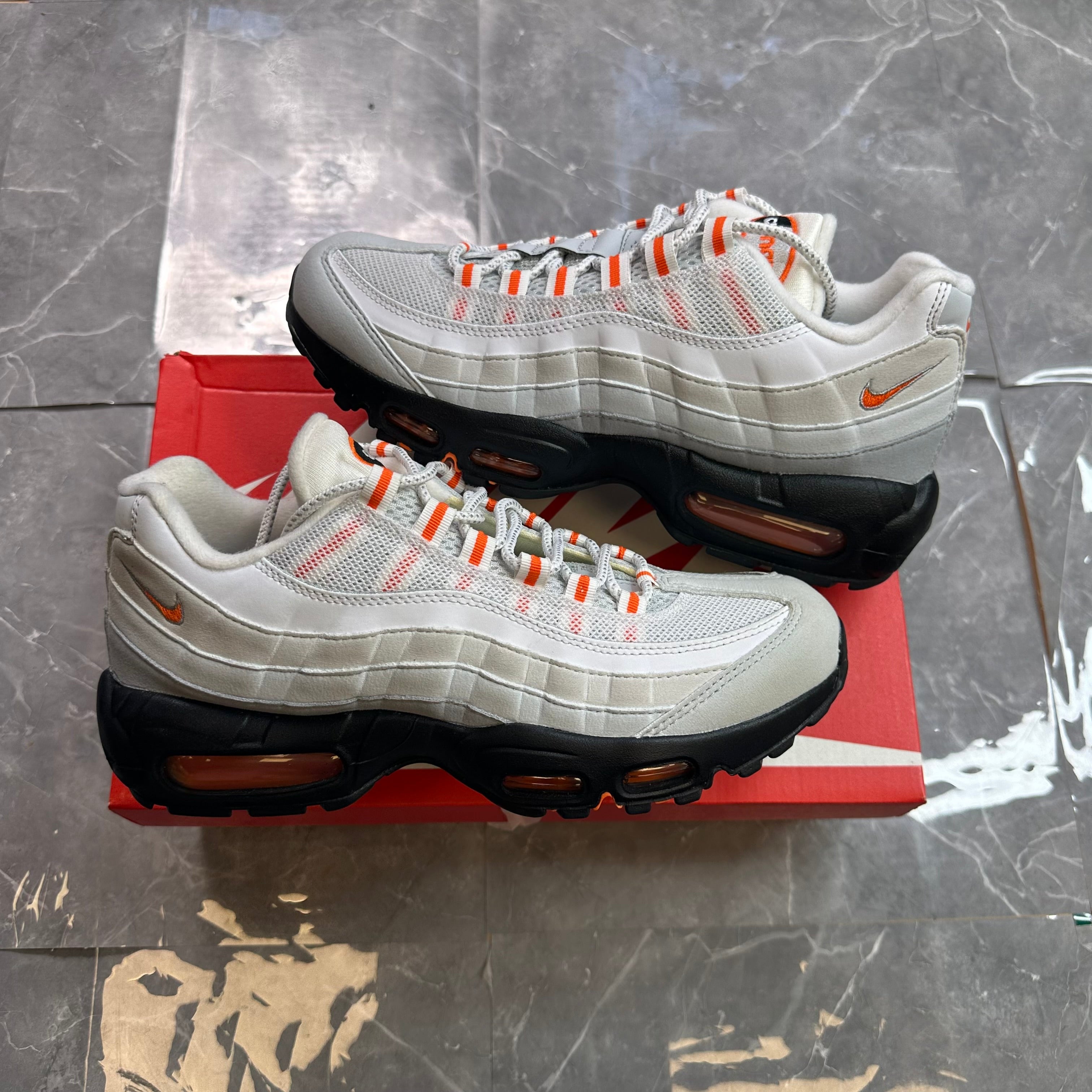 Nike Air Max 95 Wolf Grey Safety Orange