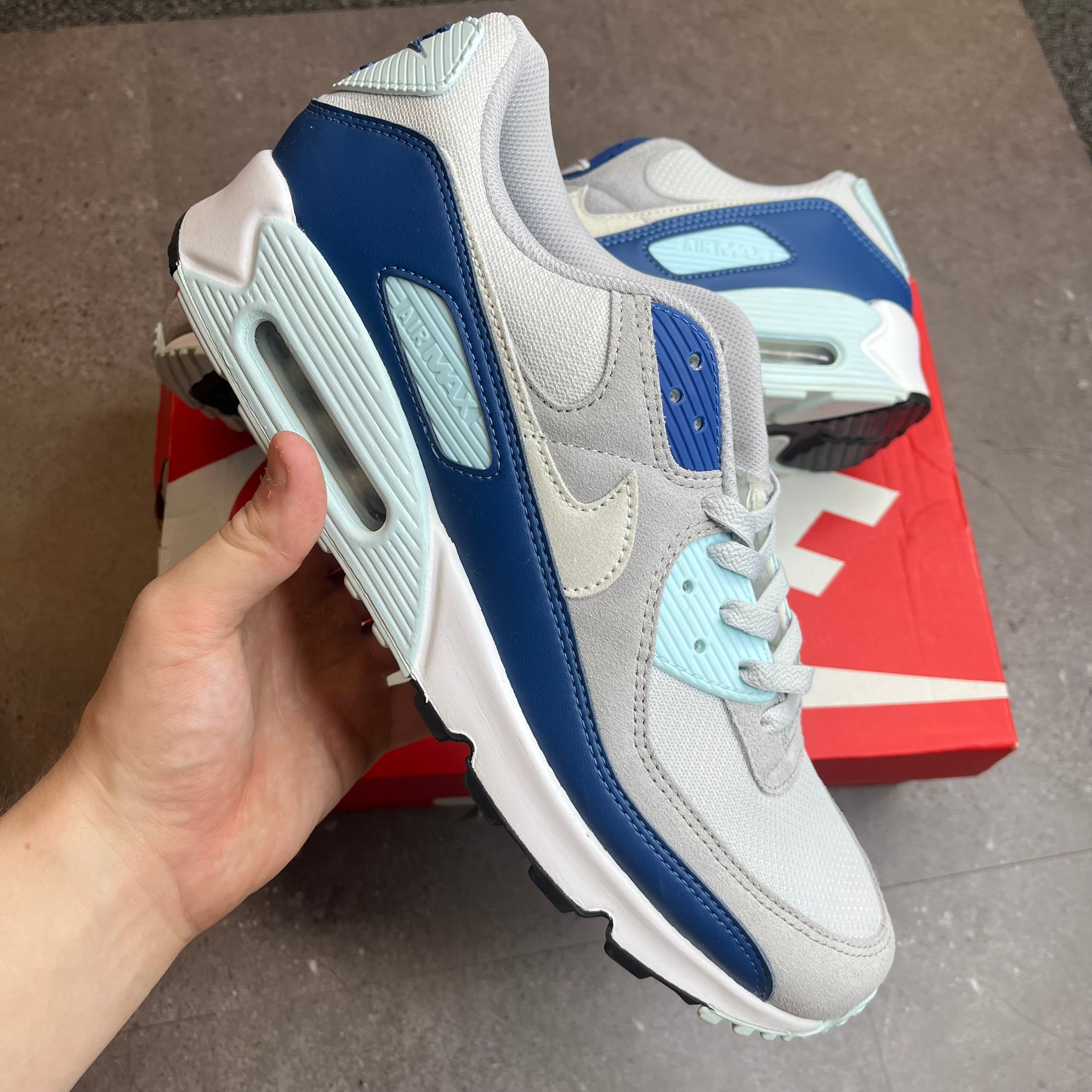 Nike Air Max 90 ‘Pure platinum baby blue’
