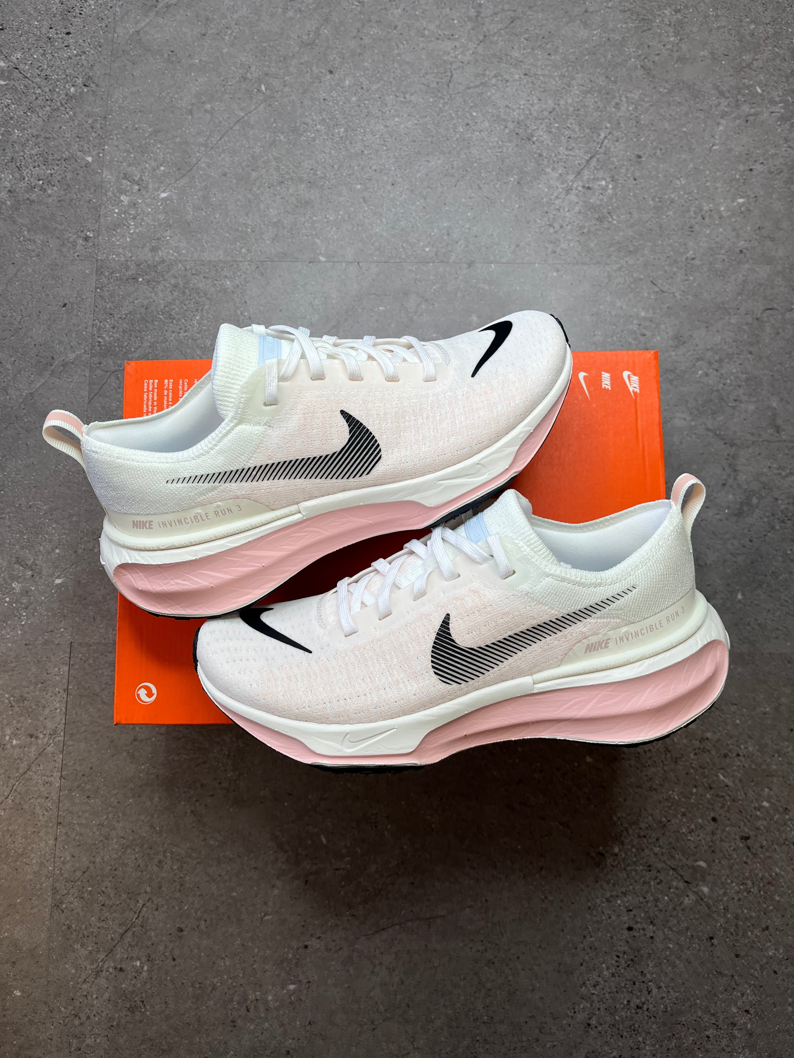Nike ZoomX Invincible FlyKnit 3 Black Atmosphere