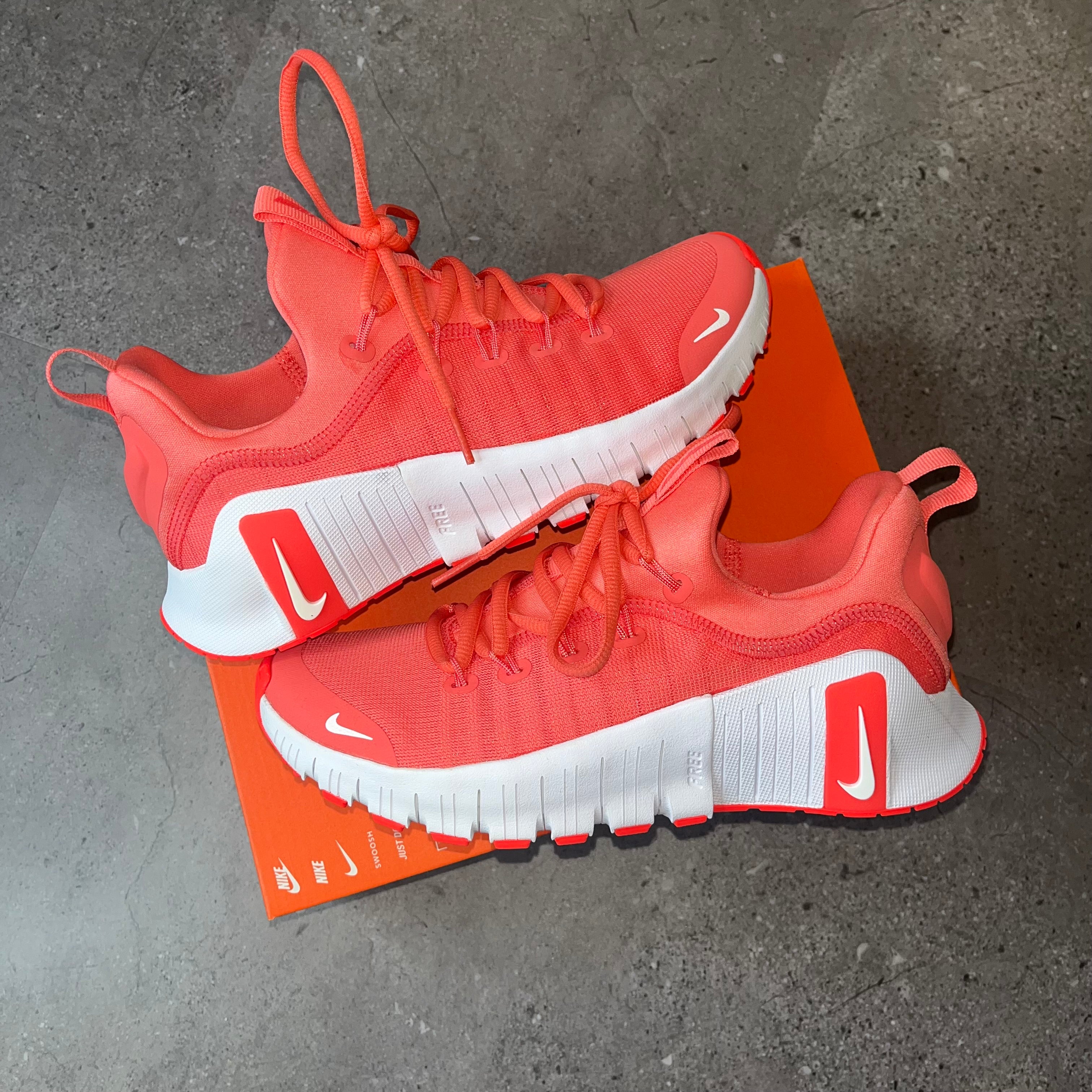 Nike Metcon 6 Bright Crimson