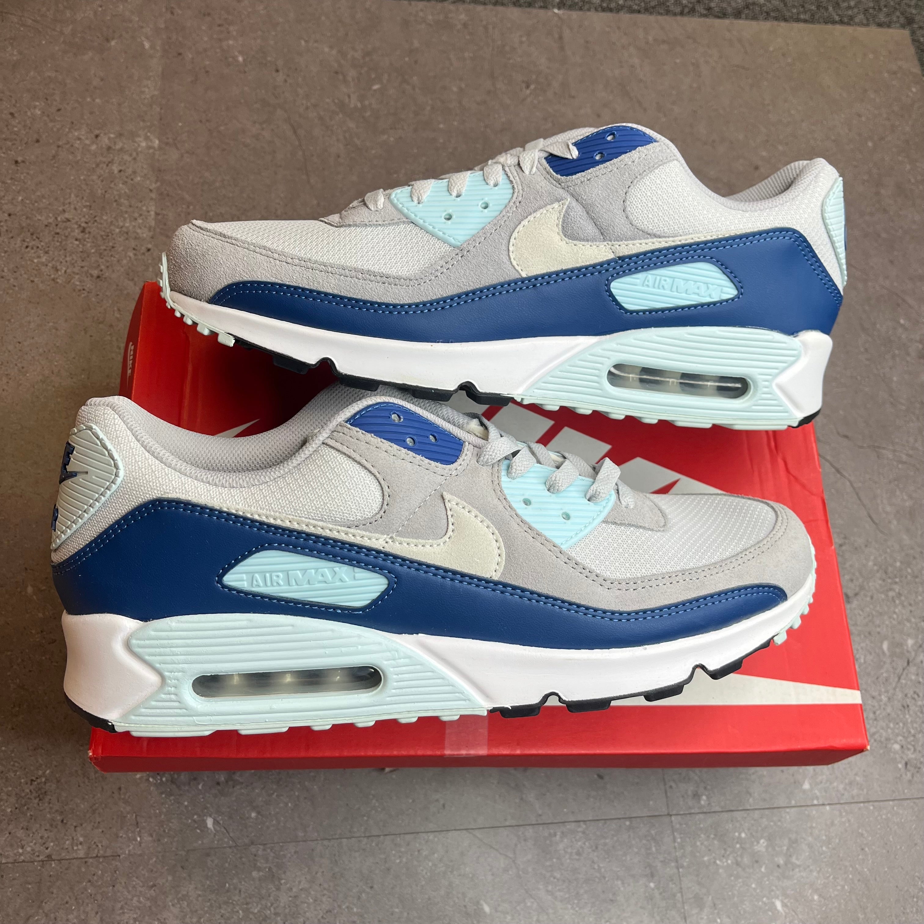 Nike Air Max 90 ‘Pure platinum baby blue’