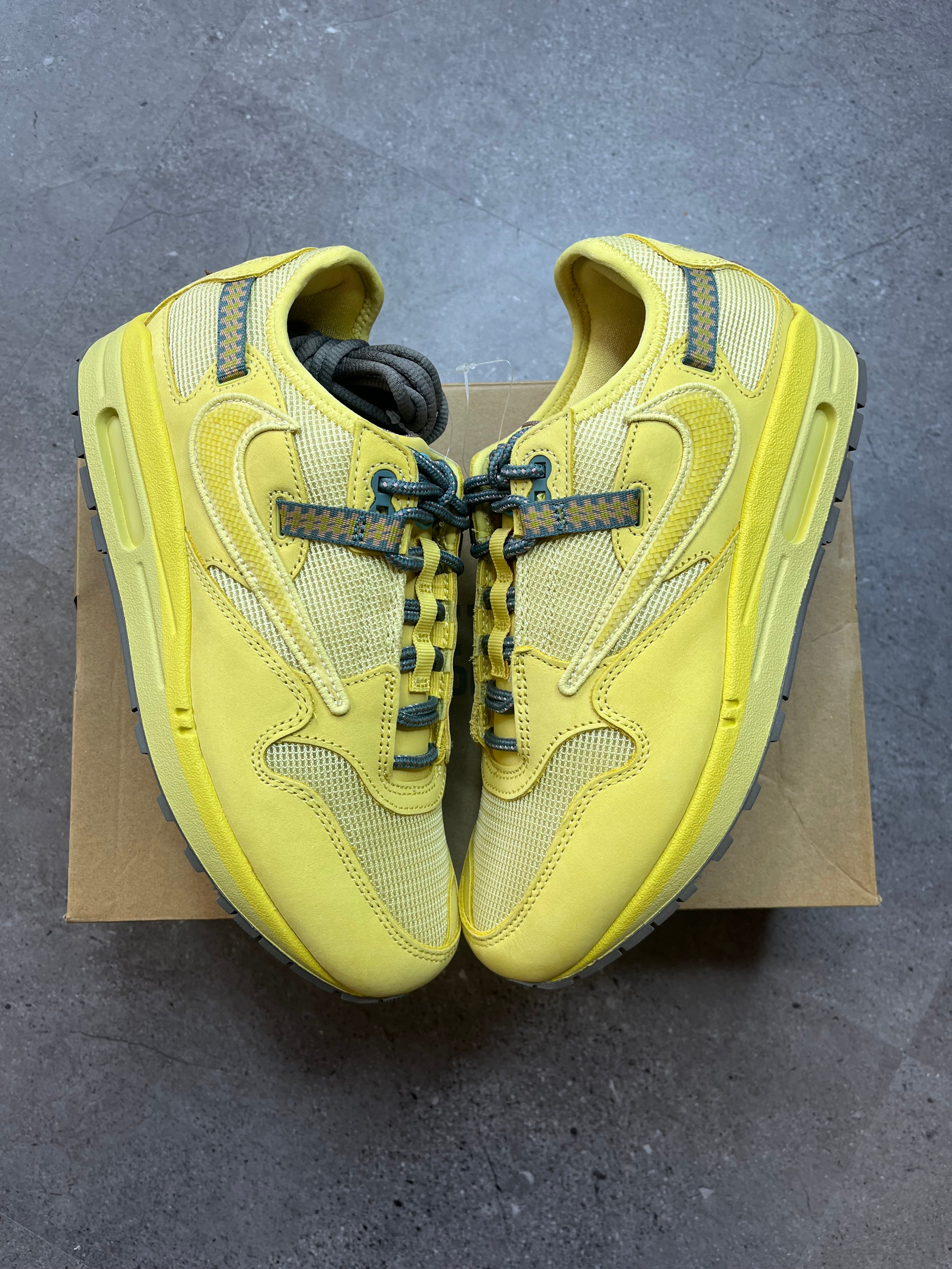 Air Max 1 x Travis Scott Saturn Gold