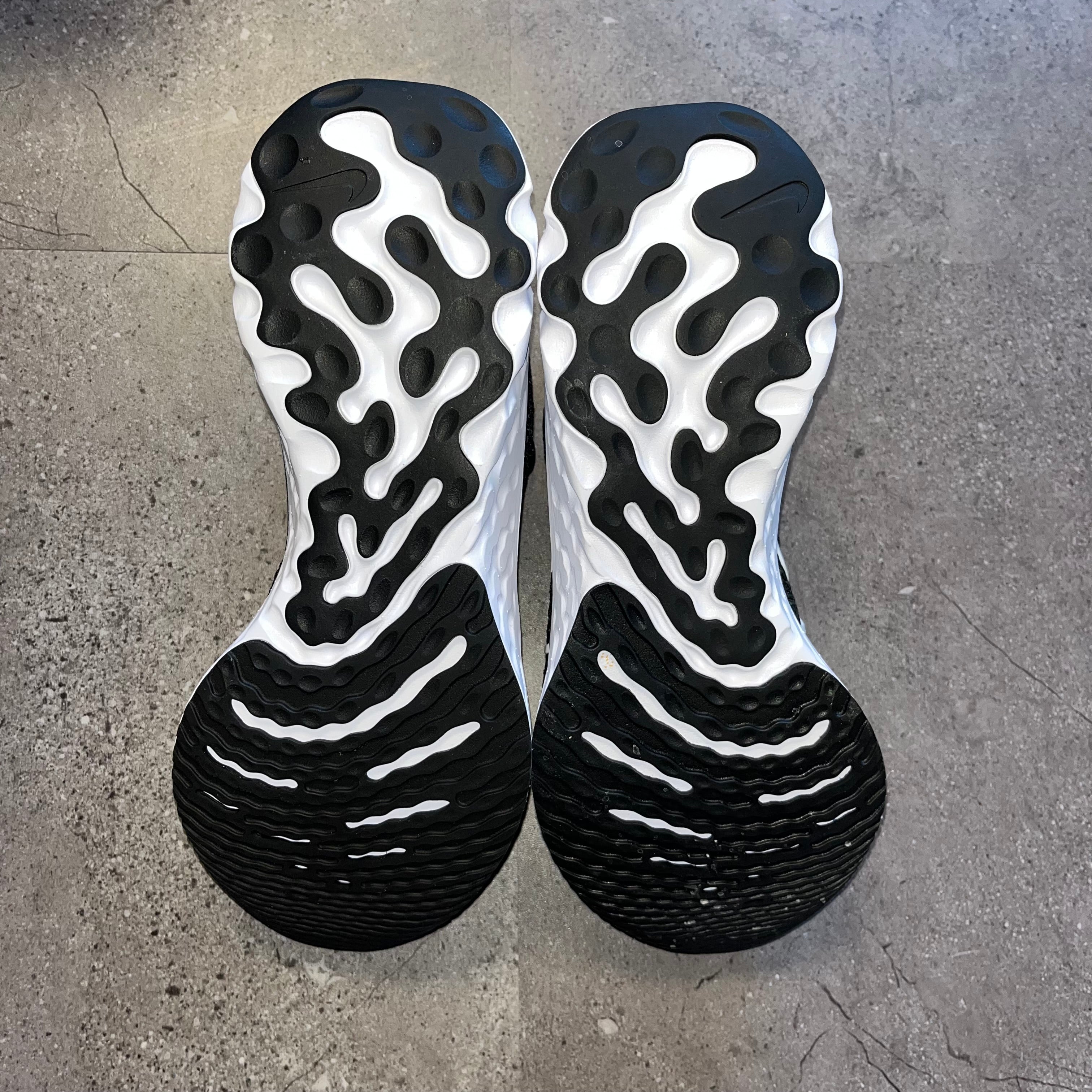 Nike React Infinity Run 3 Flyknit Black White