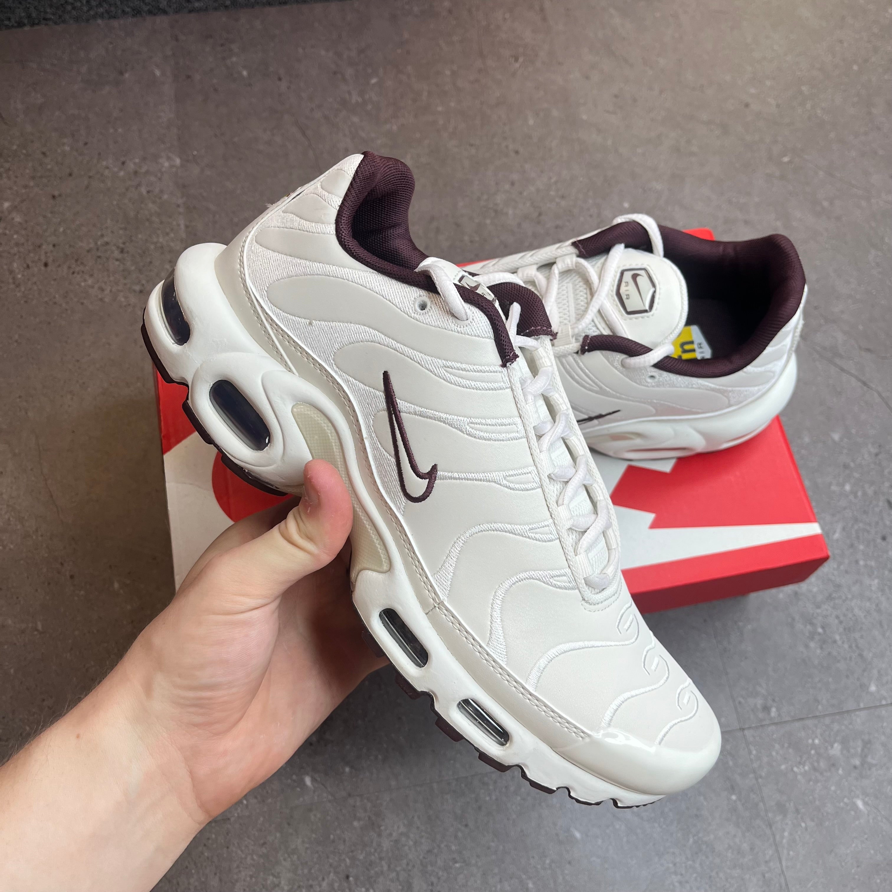 Nike Air Max Plus PRM ‘Phantom Light Bone’