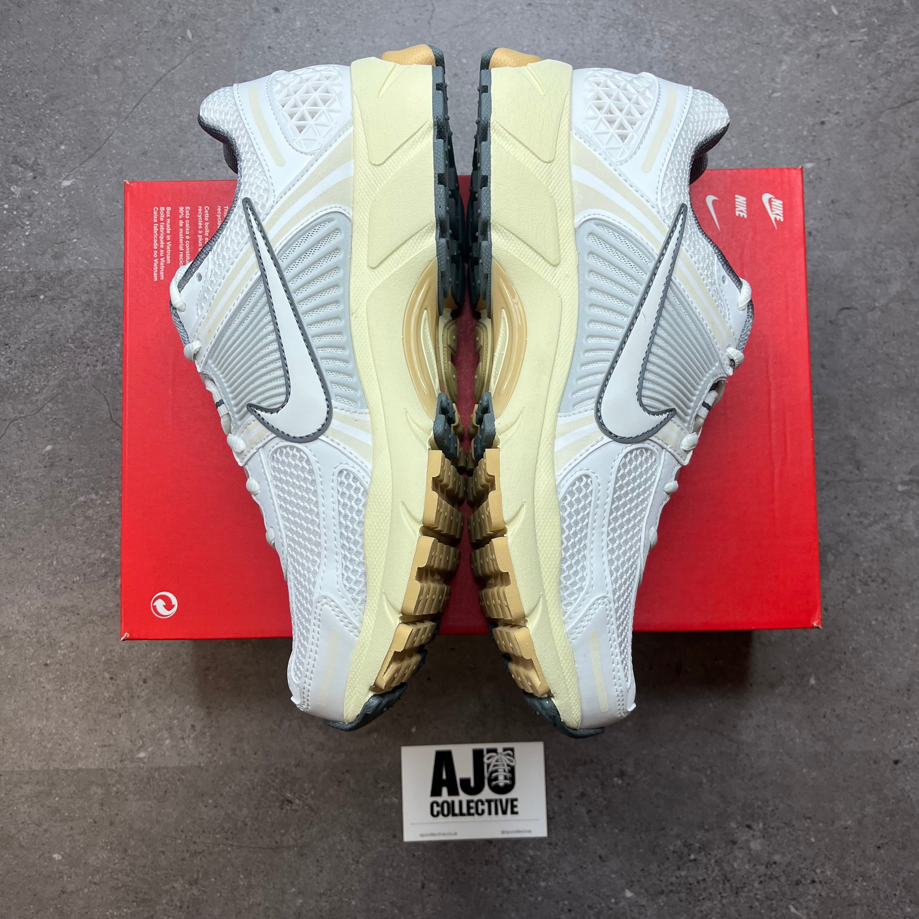Nike Zoom Vomero 5 Summit White
