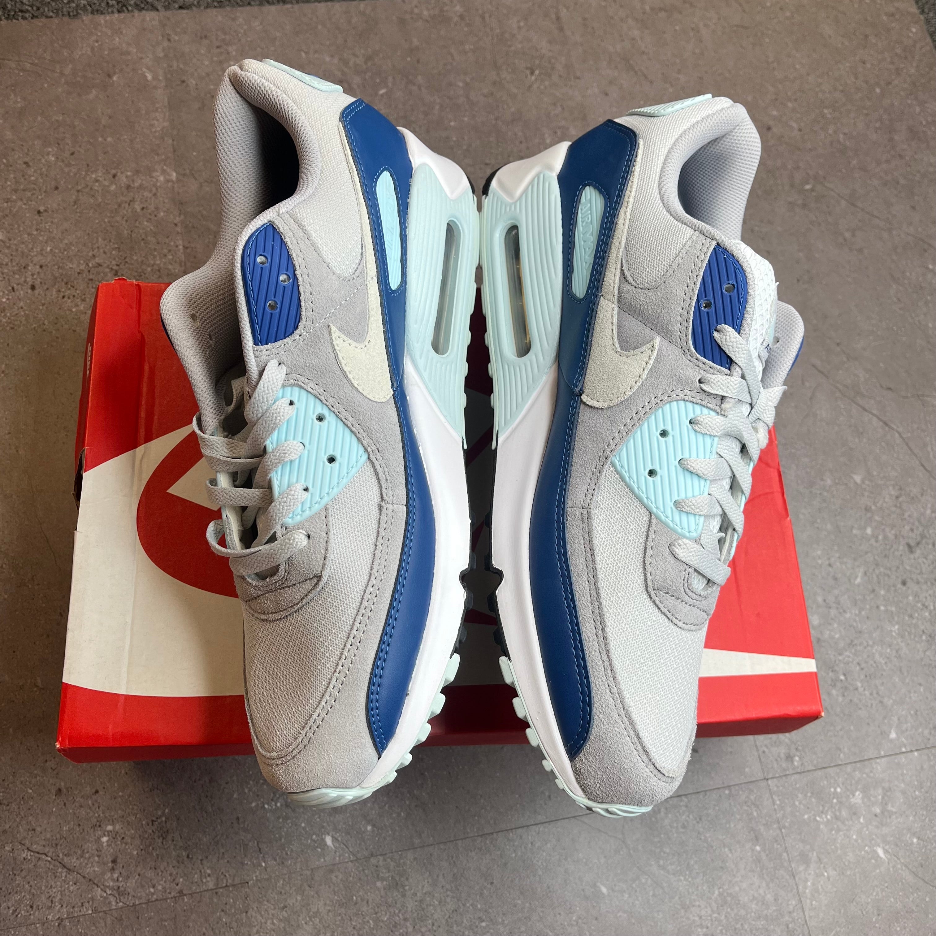 Nike Air Max 90 ‘Pure platinum baby blue’