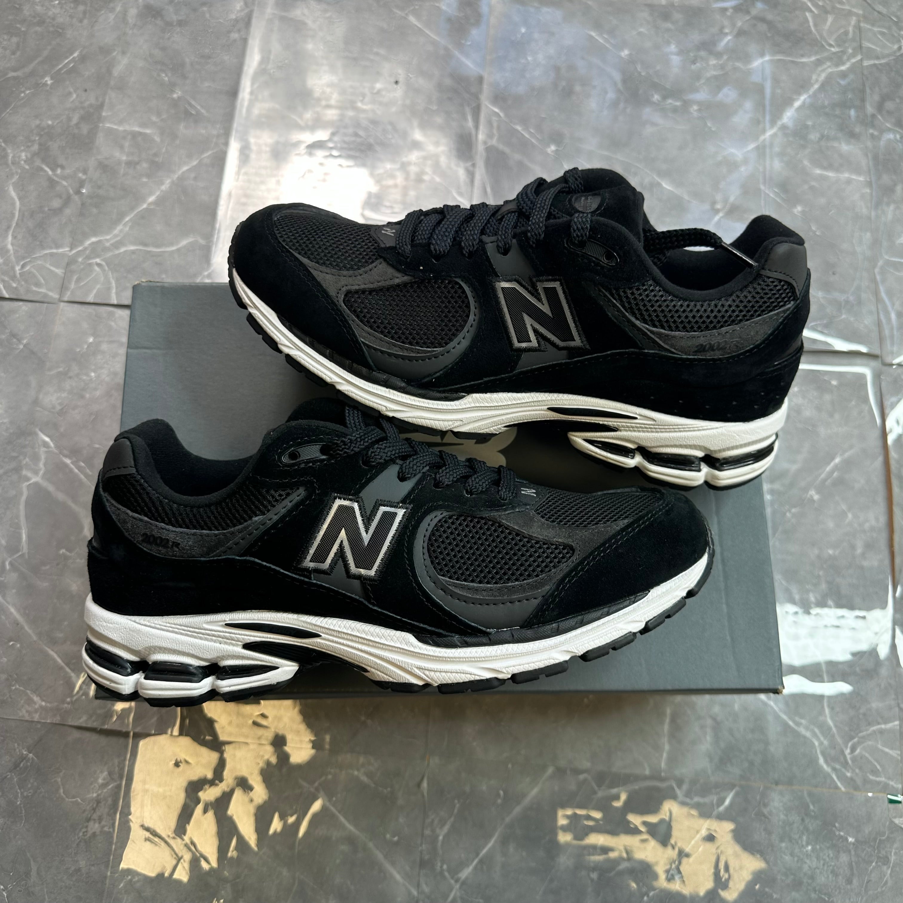 New Balance 2002R Mesh Black