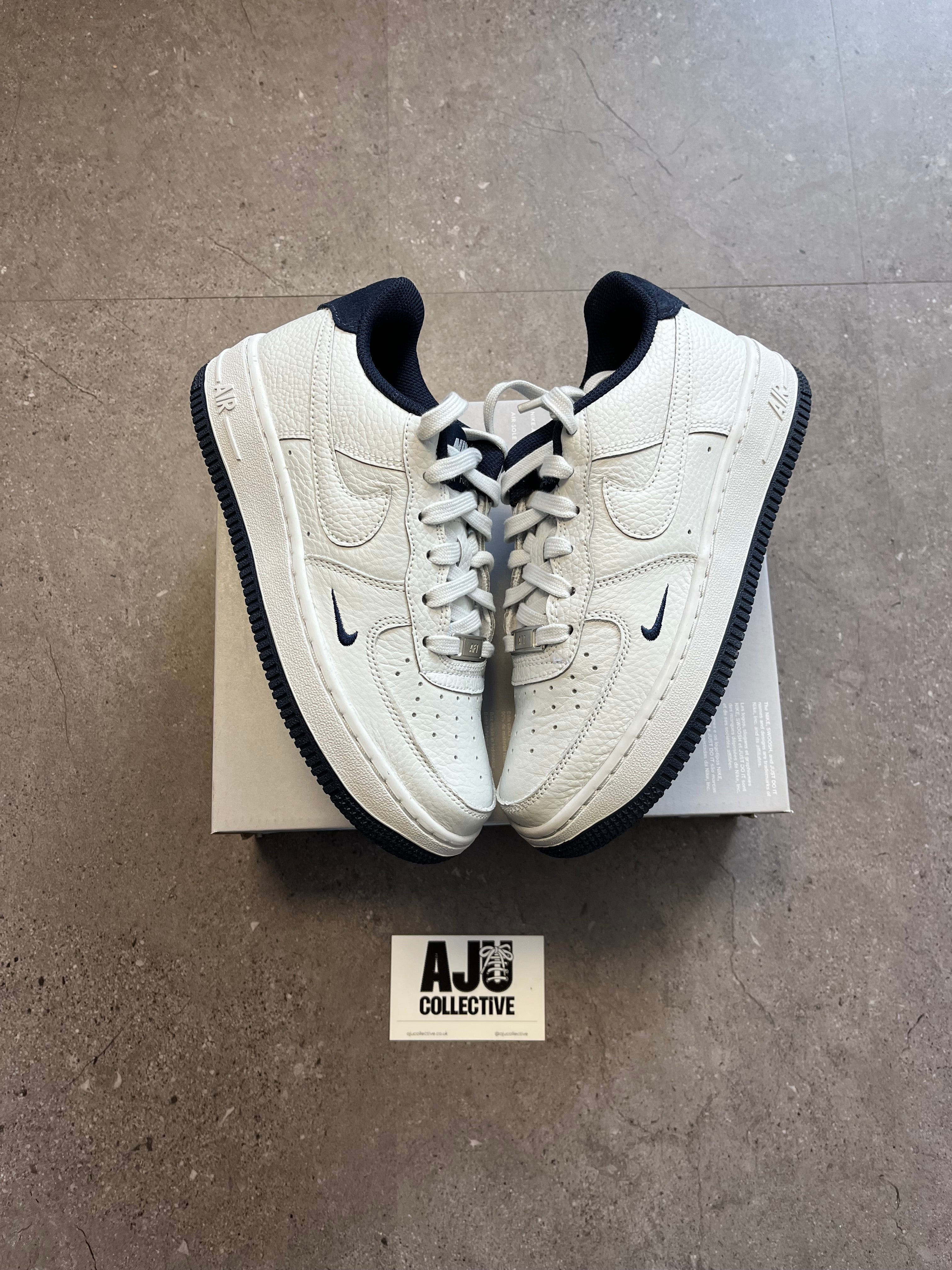 Nike Air Force 1 White Photon Dust