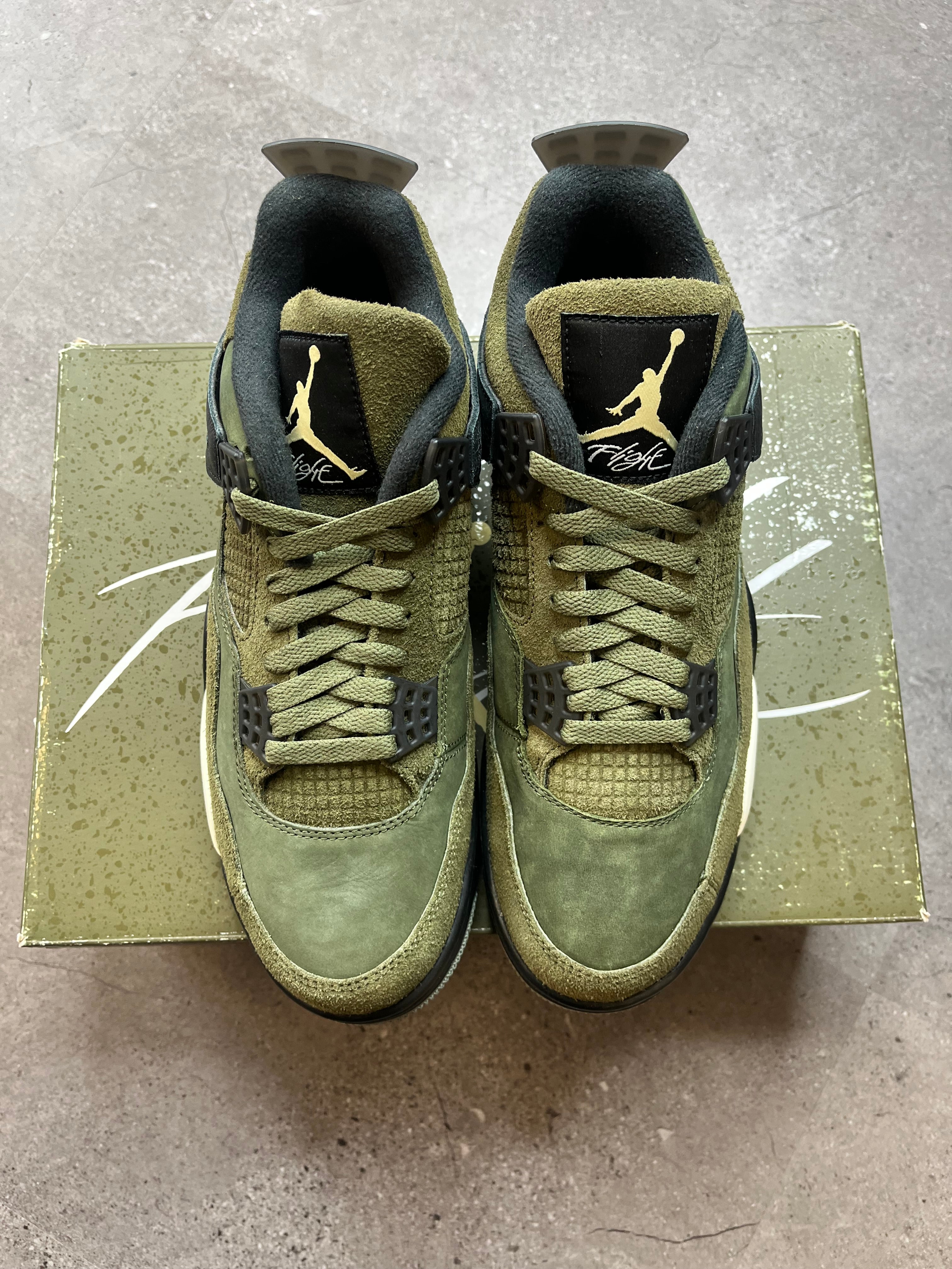 Air Jordan 4 Craft Olive