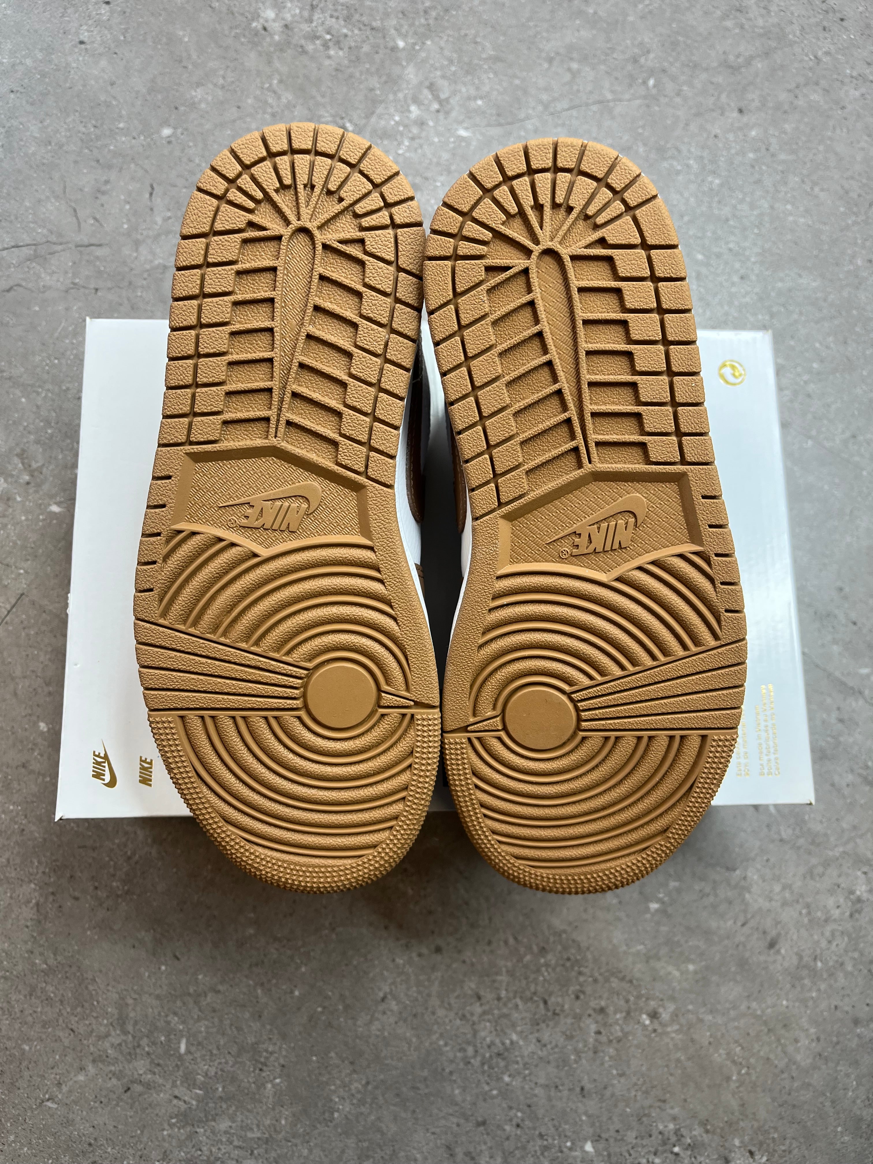 Air Jordan 1 Low Archeo Brown