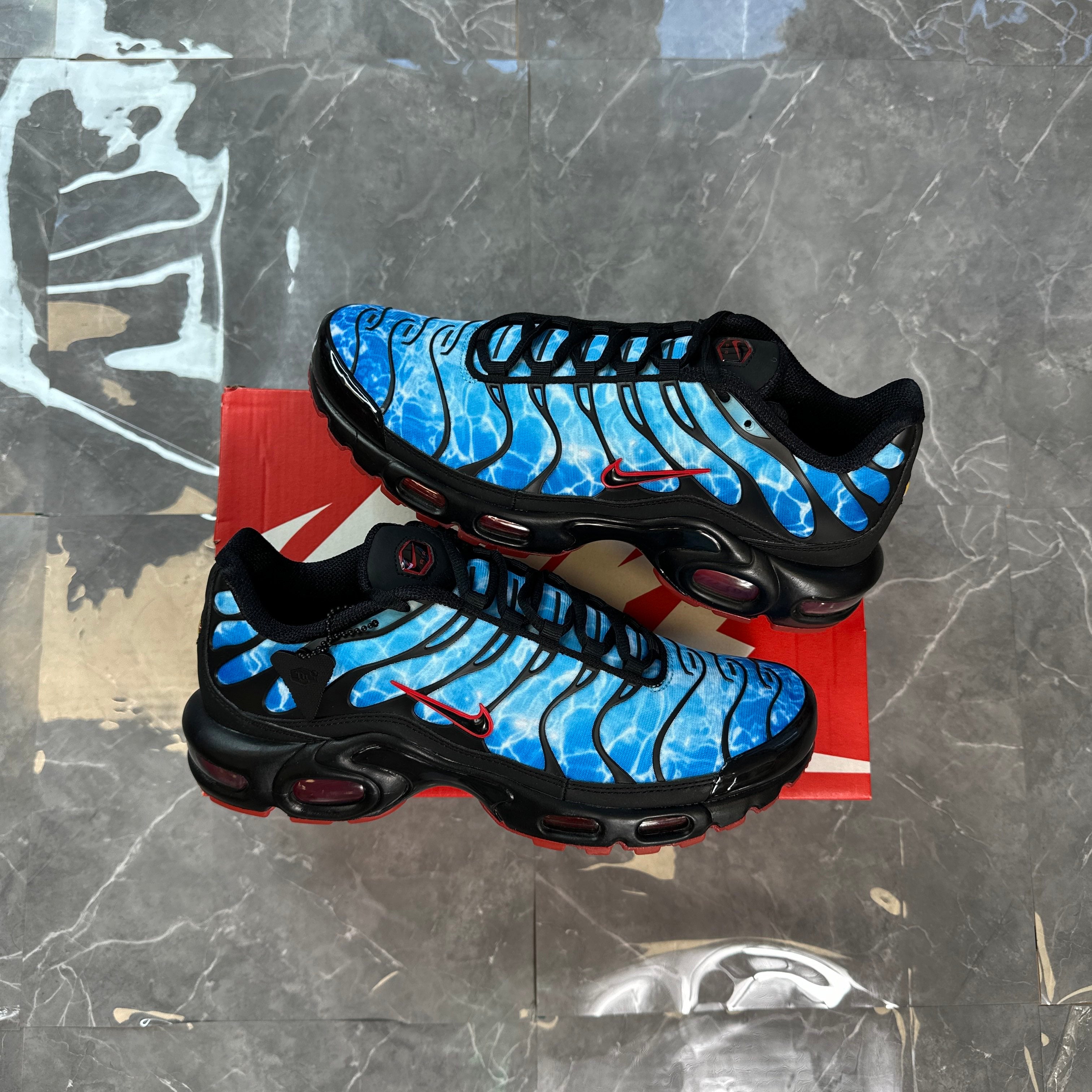 Nike Air Max Plus 'Shark Attack'