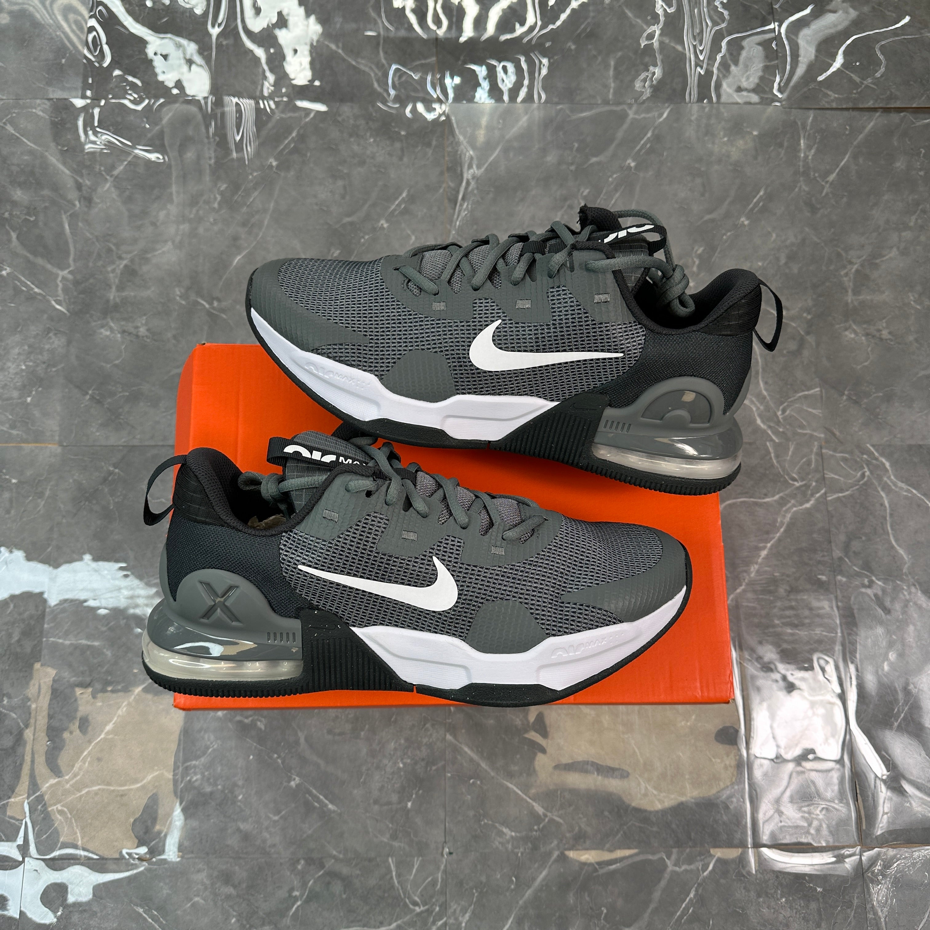 Nike Air Max Alpha Trainer 5 'Smoke Grey'