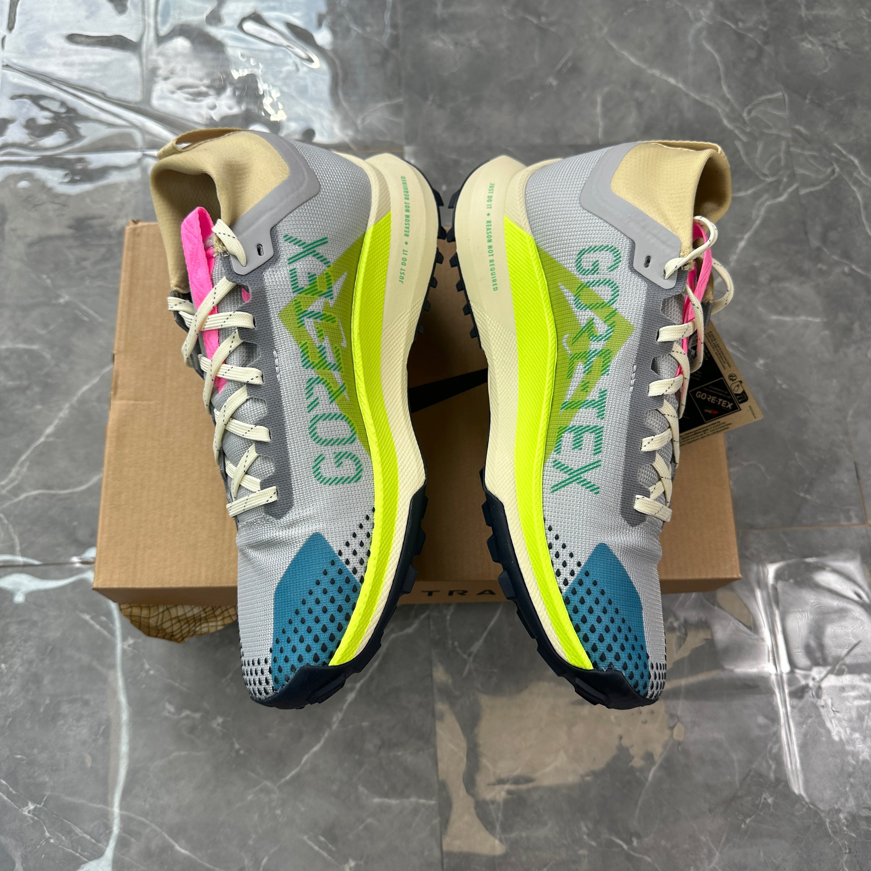 Nike Wmns React Pegasus Trail 4 GORE-TEX 'Wolf Grey Volt'