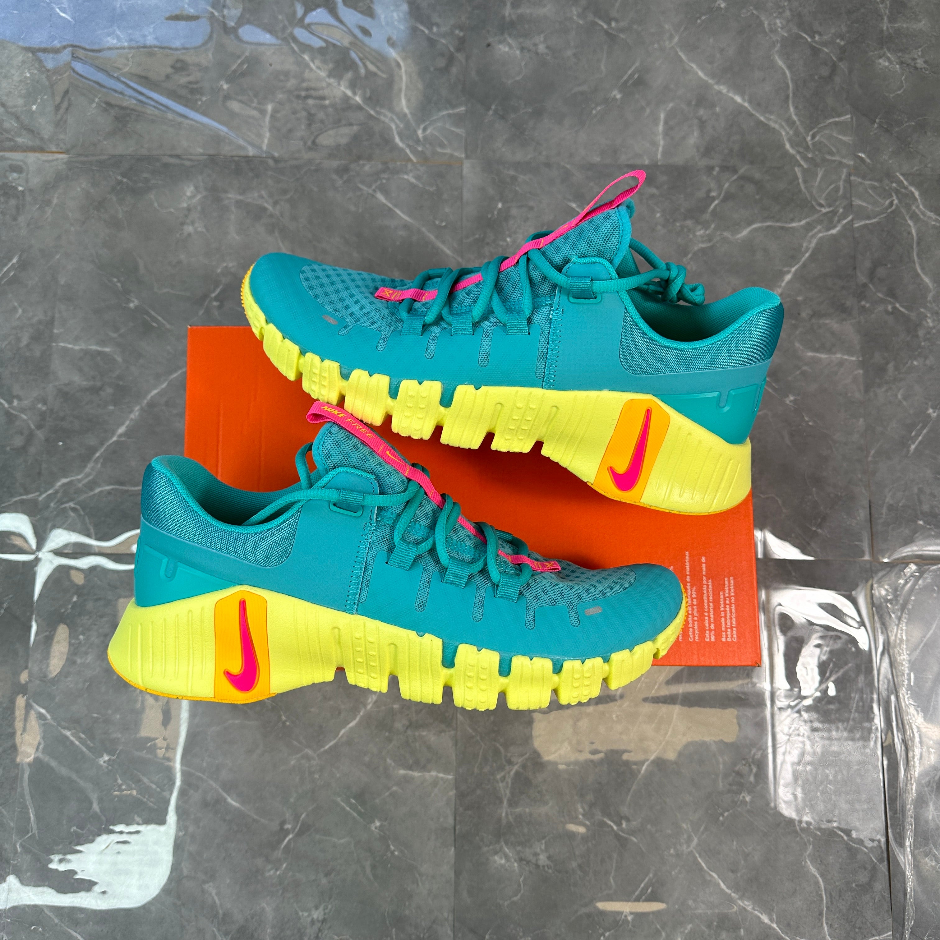 Nike Free Metcon 5 'Dusty Cactus Fierce Pink'