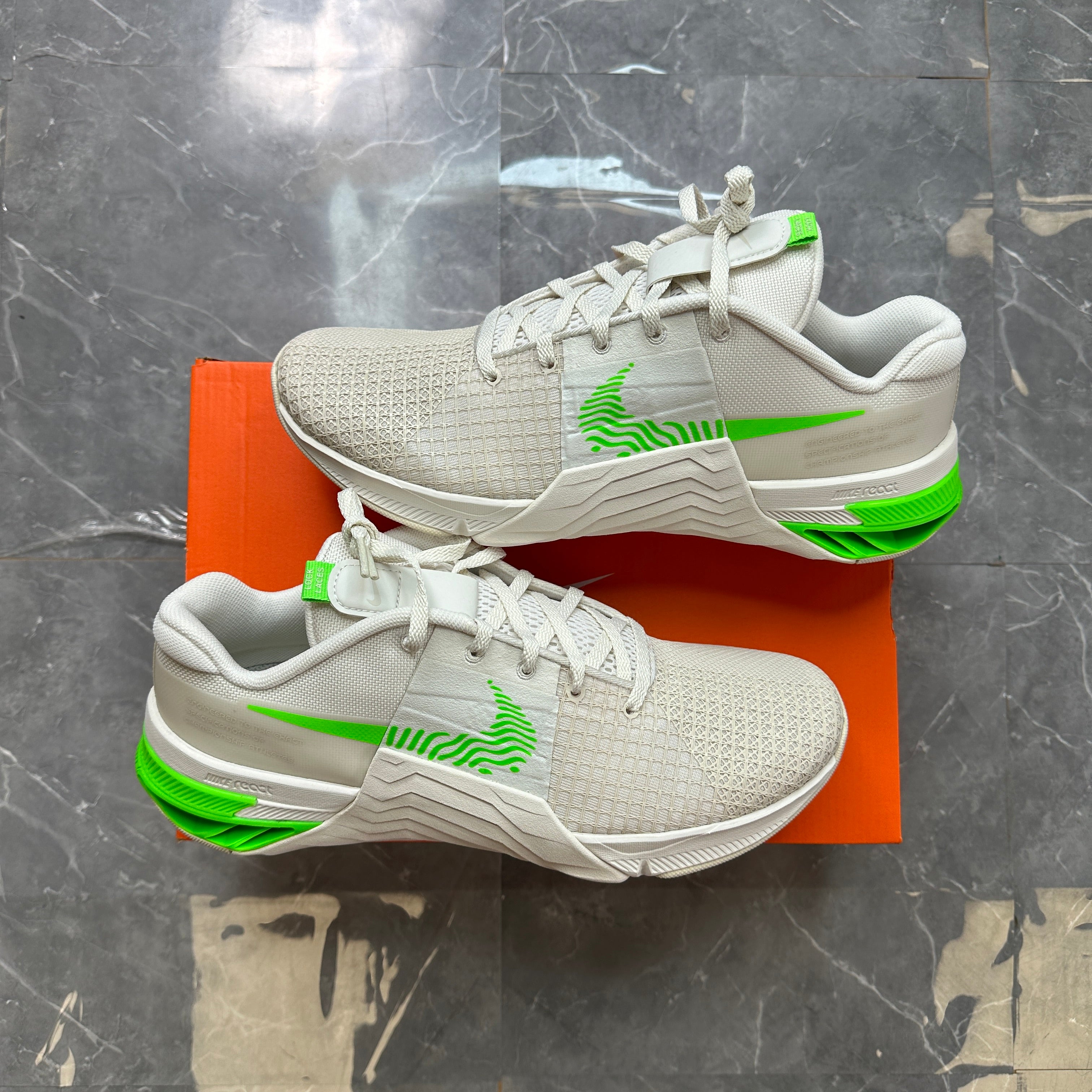 Nike Metcon 8 Phantom Green Strike