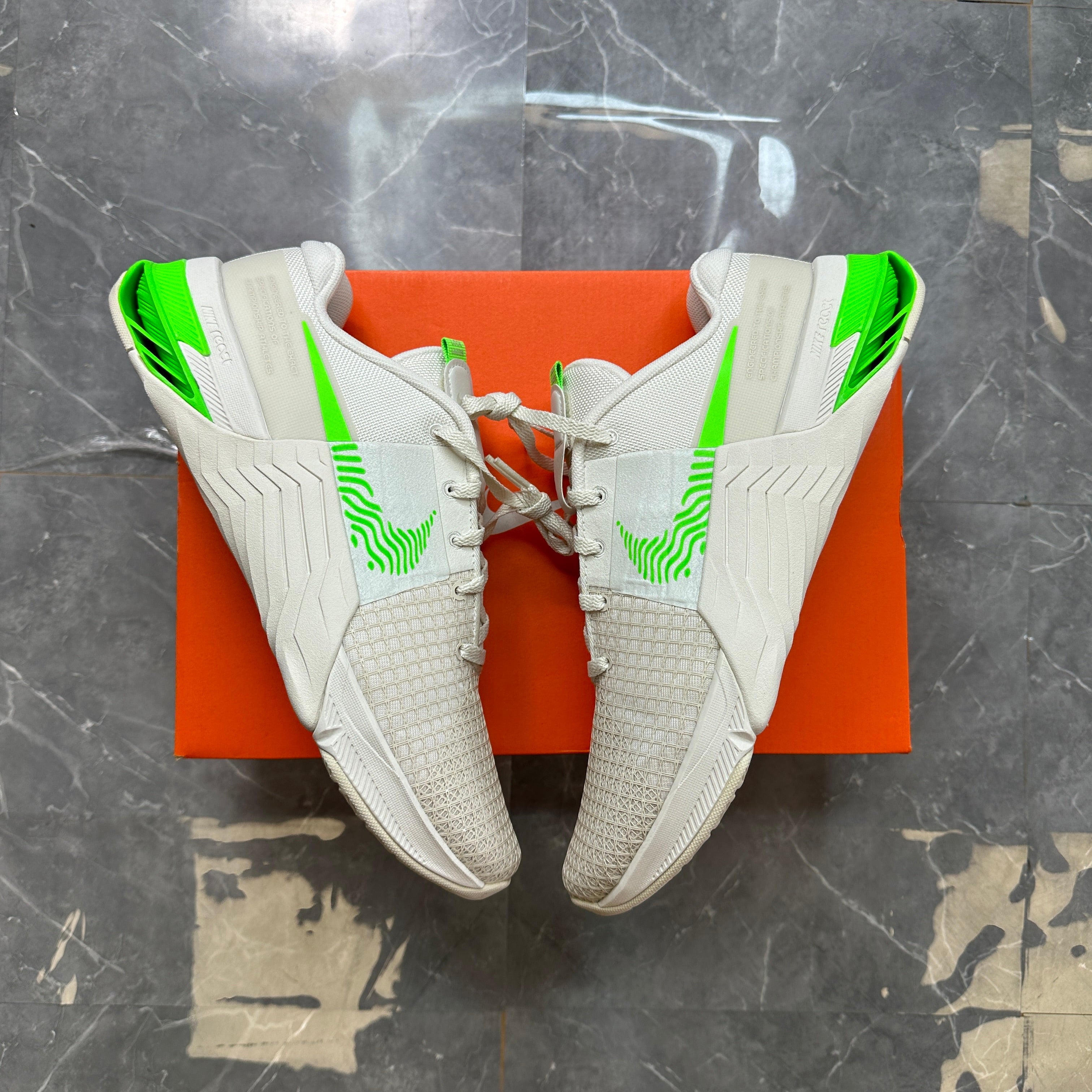Nike Metcon 8 Phantom Green Strike