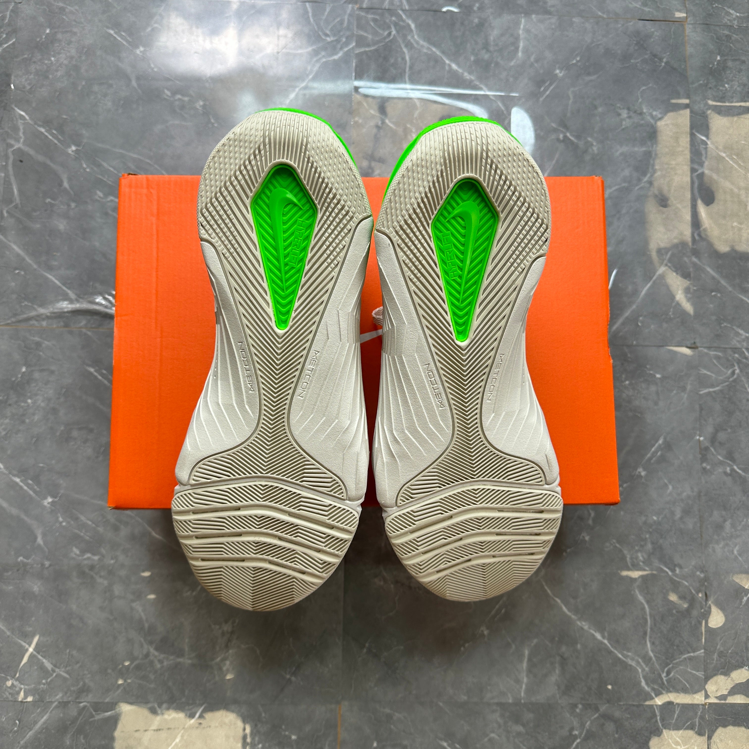 Nike Metcon 8 Phantom Green Strike