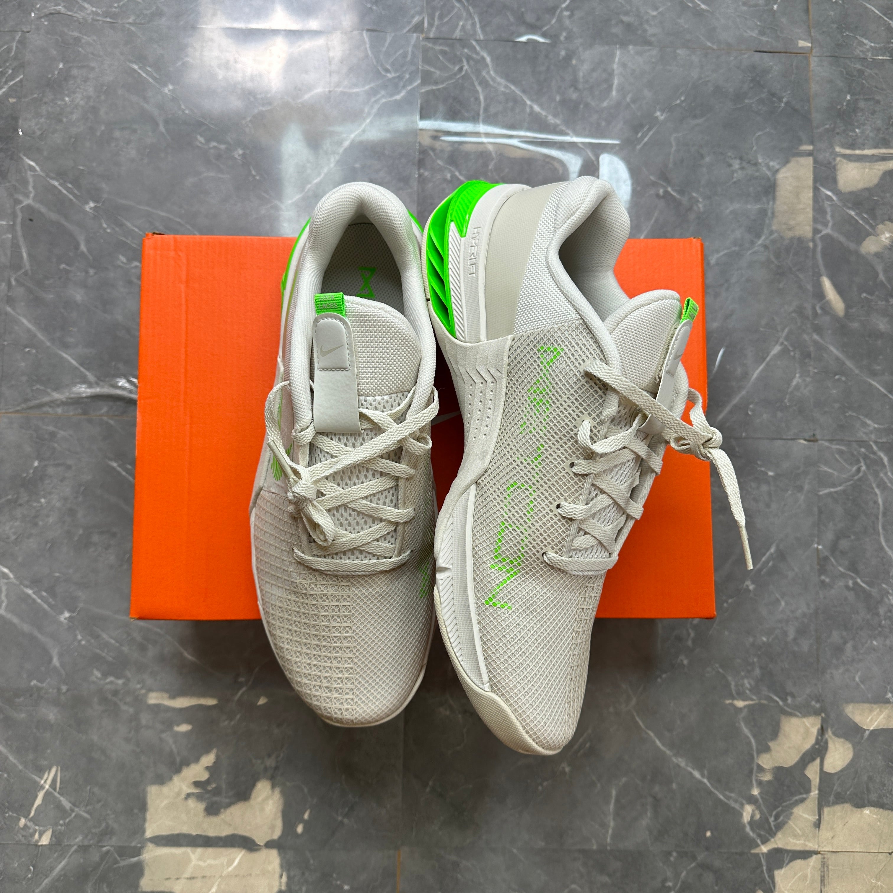 Nike Metcon 8 Phantom Green Strike
