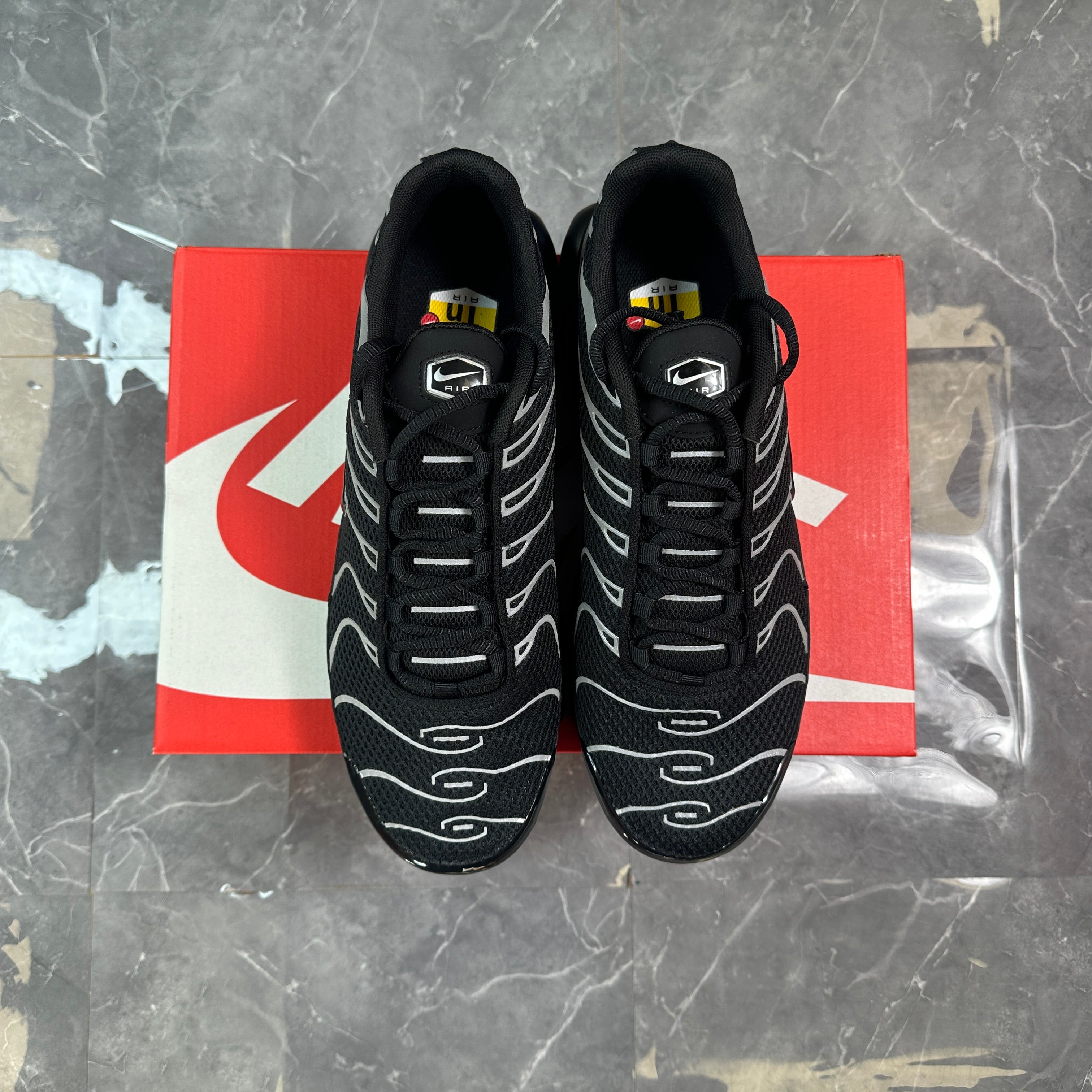 Nike Air Max Plus Black Reflective Silver