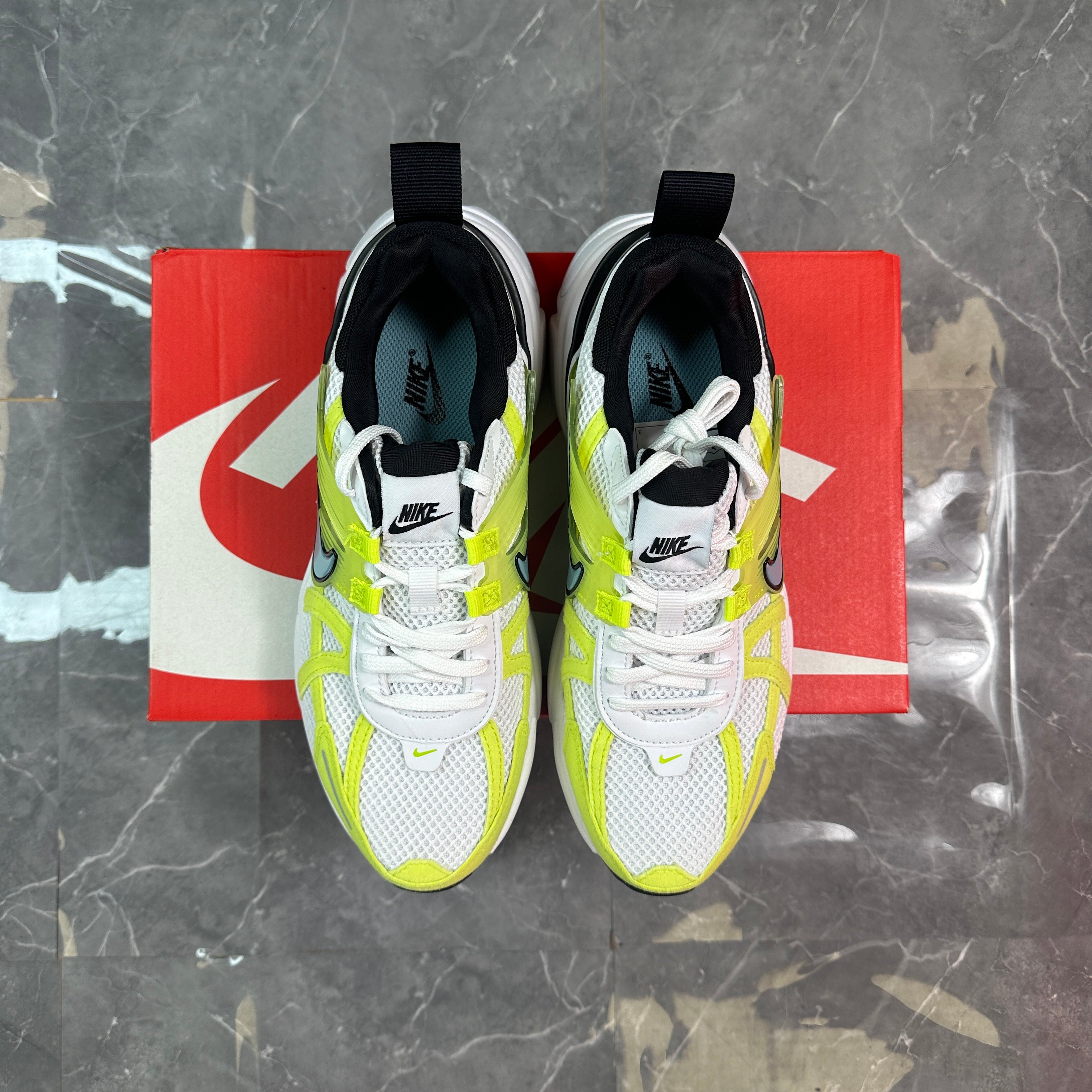 Nike V2K Run White Debim Turq-Cyber-Black