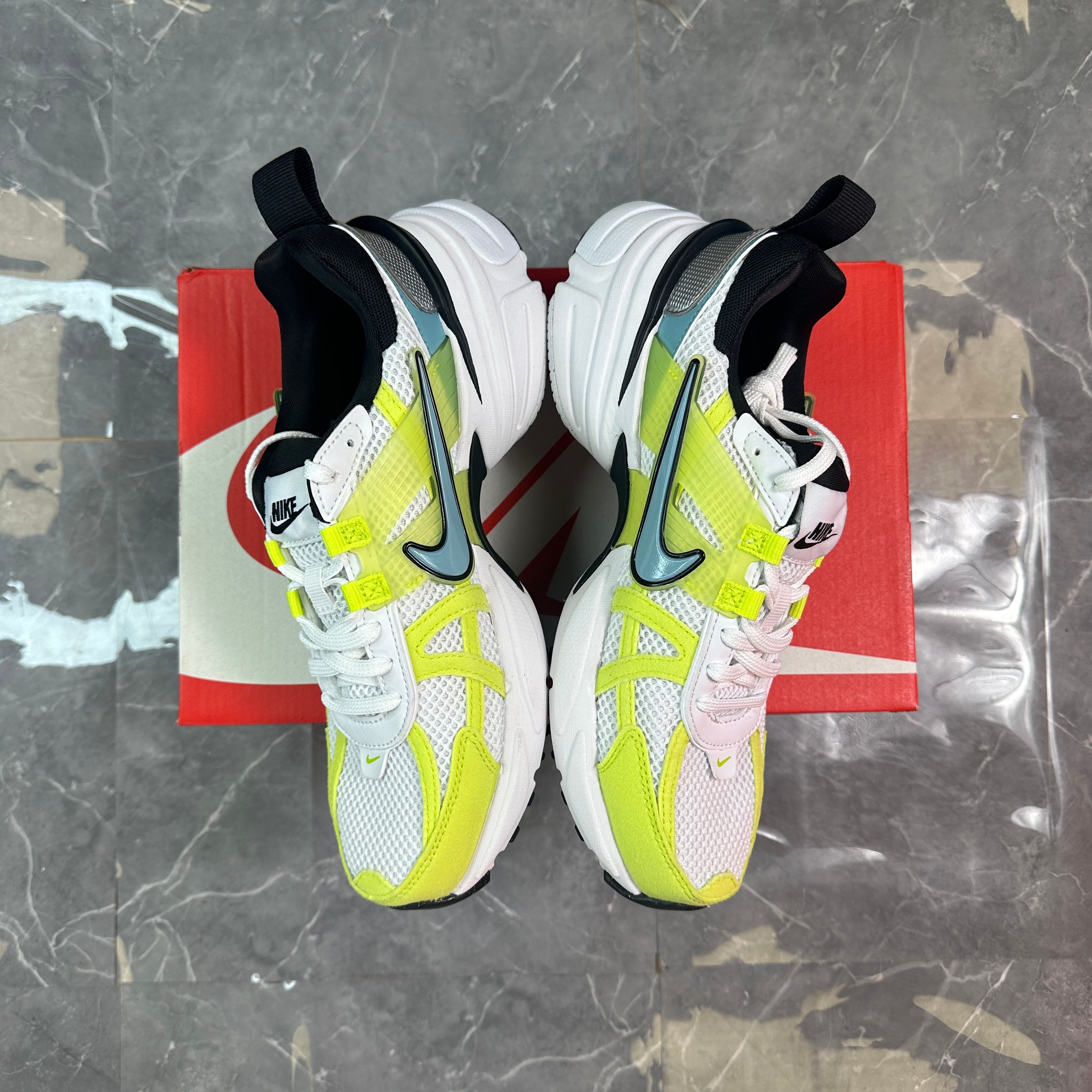 Nike V2K Run White Debim Turq-Cyber-Black