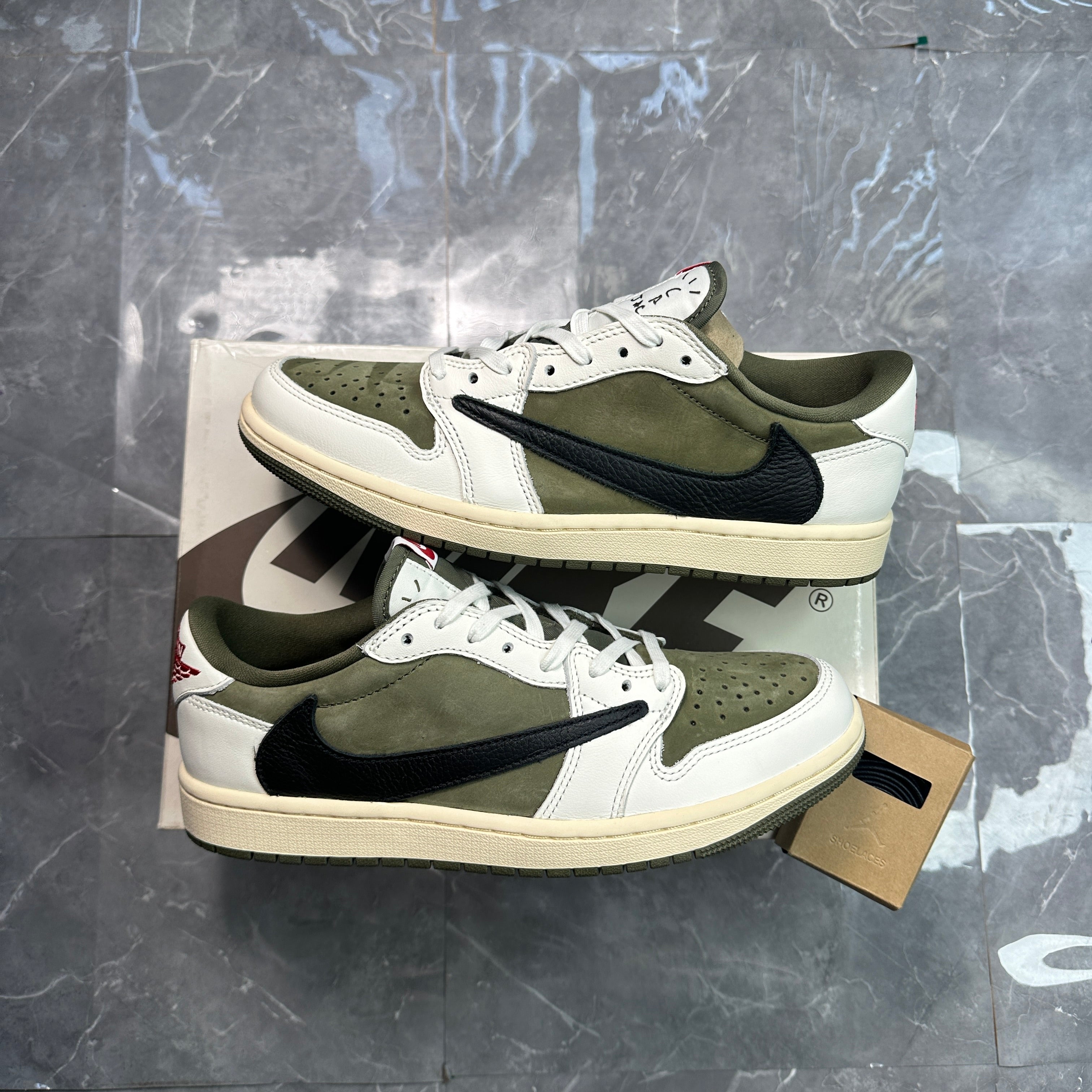 Jordan 1 Retro Low OG SP Travis Scott Medium Olive